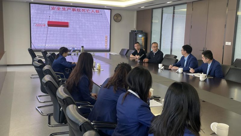 电工实操考试穿什么衣服